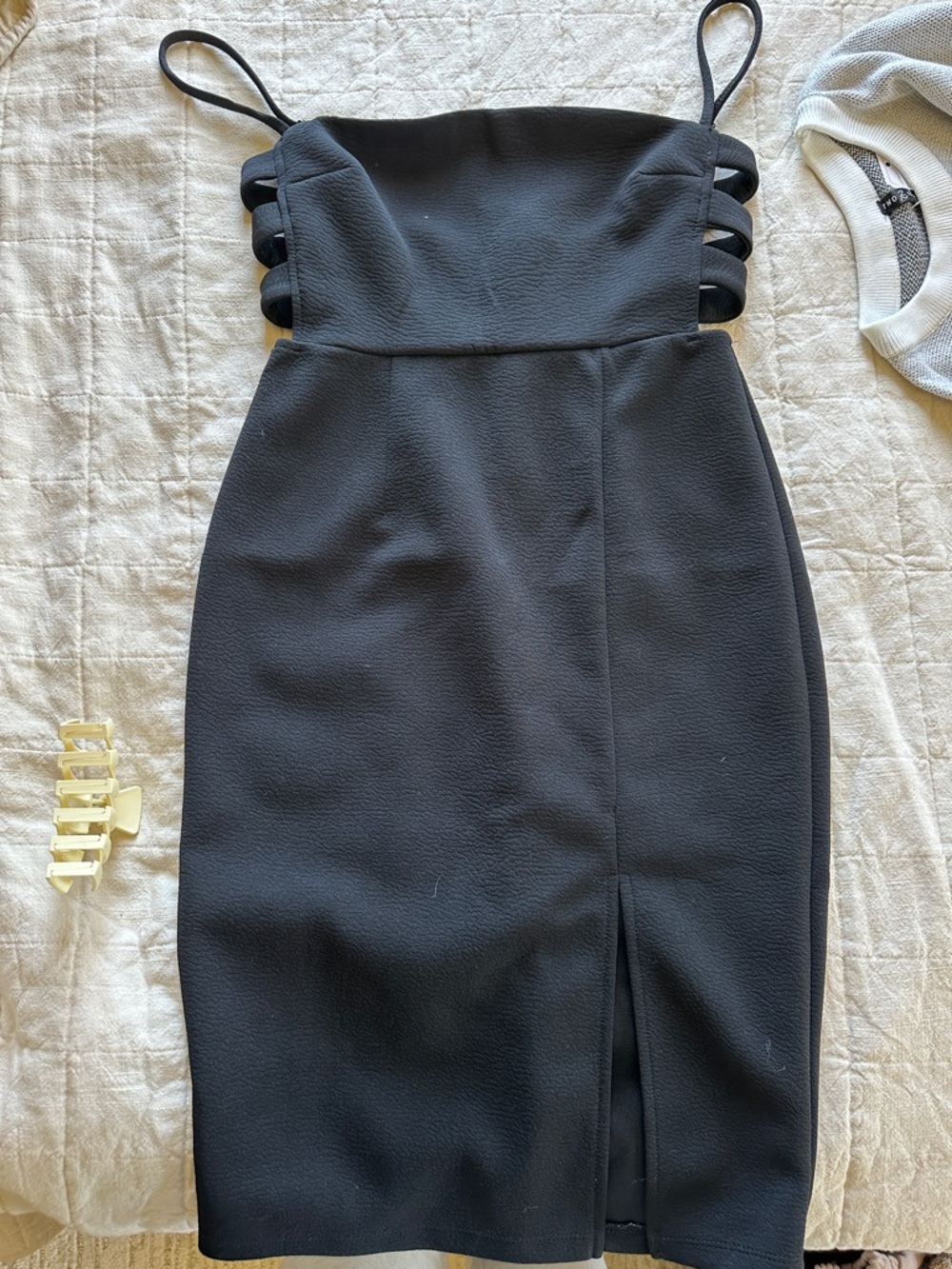 Boohoo Black Strappy Midi Dress